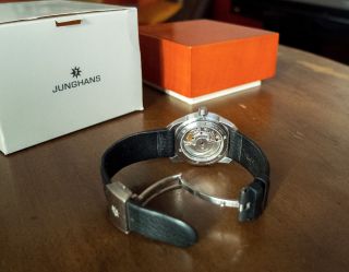 Eine Schöne Junghans Vista Automatic Herren Armbanduhr Bild
