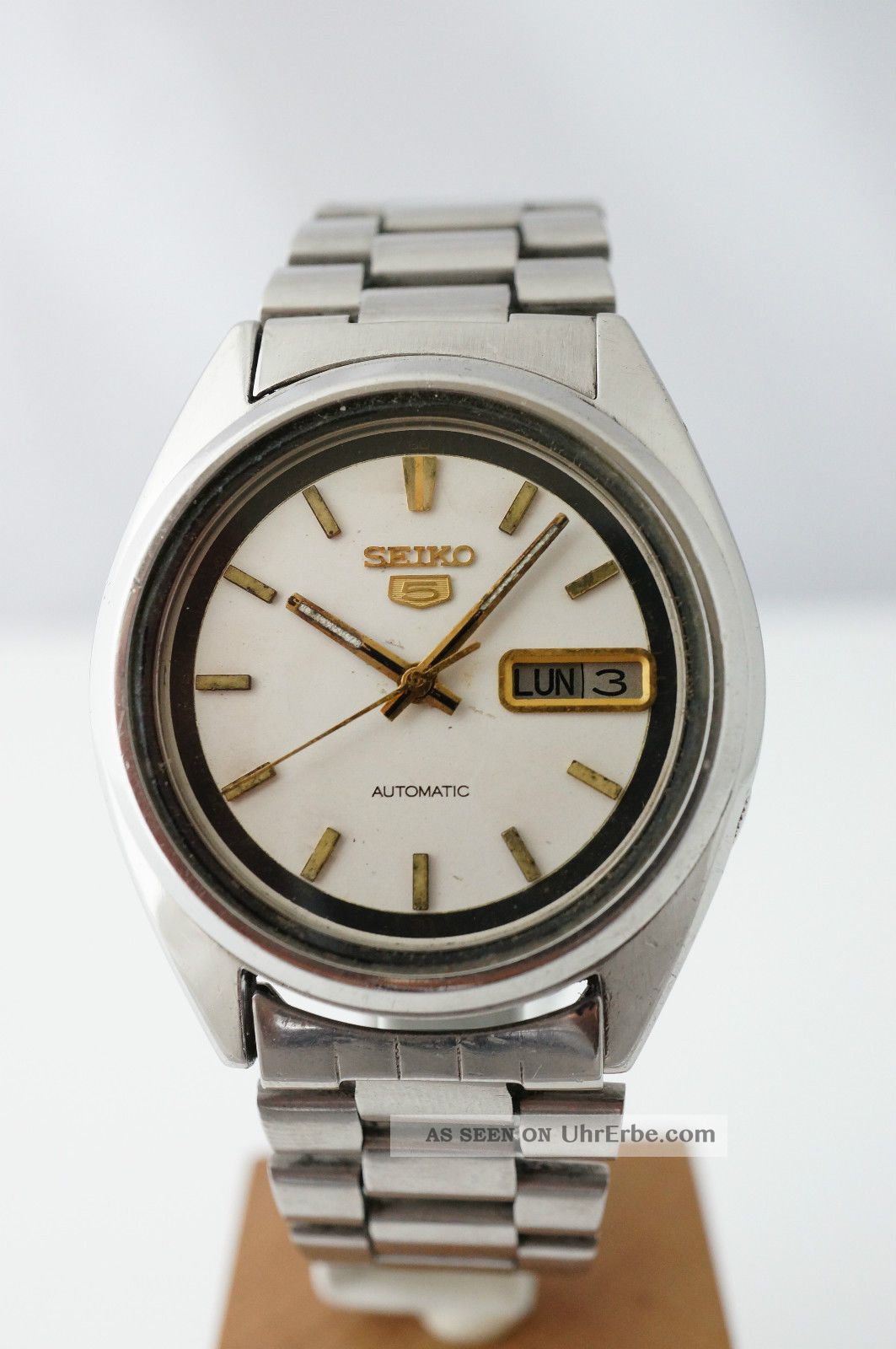 seiko 5 automatic day date