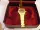 Armbanduhr Mit Goldenem Armband Armbanduhren Bild 1