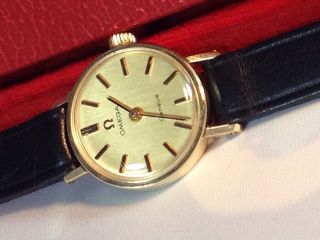 Omega Geneve Handaufzug Uhrwerk Damen Armband Uhr 14k (585) Echt Gold Bild