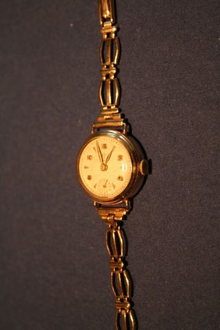 1 Tudor Golduhr 9k 375 Gelbgold Damenuhr Armbanduhr Funktion Ok Antik Swiss Gold Bild