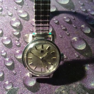 Tissot Seastar Seven Damenuhr Edelstahl Mit Neuem Flex Armband Bild