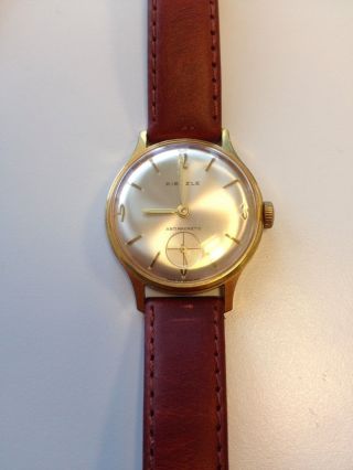 Kienzle Armbanduhr Handaufzug. Bild