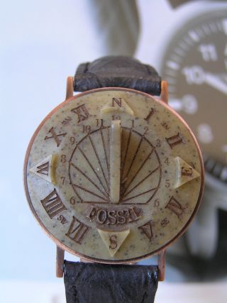 Skurrile Fossil Sundial Uhr - Sd - 7620 - Liebhaberstück Bild