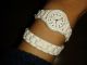 Moderne Damen Uhr Von Guess In Weiß Mit Ledertäschchen Armbanduhren Bild 3