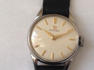 Wunderschöne Omega Damen Mechnanische Armbanduhr. Bild