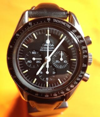 Omega Speedmaster,  Moonwatch Handaufzug Cal.  861,  Papiere 1996 Bild
