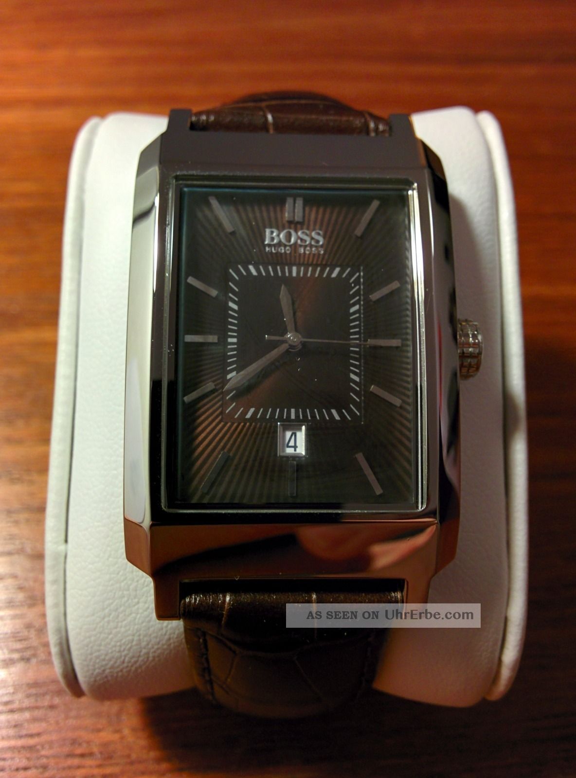 Hugo Boss Herren Uhr,  Lederarmband,  Ungetragen,  Neuwertig,  Batterie Armbanduhren Bild