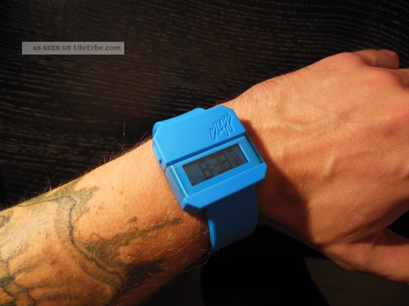 Neff Digi Cyan Uhr Watch Blau Style Armbanduhren Bild