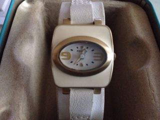 Fossil Armbanduhr In Creme & Gold Bild