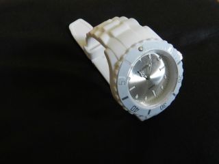 Armbanduhr - Uhr - Silikon - Gummi - Weiss - Sehr SchÖn Bild