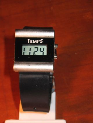 Digitale Armbanduhr.  Unisex. .  1.  5 Bild