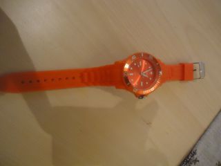 Armbanduhr In Orange // Unisex Bild