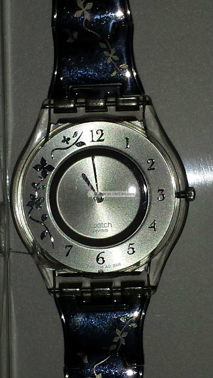 Swatch Damen - Armbanduhr Skin Climber Flowery Analog Quarz Sfk 300g Armbanduhren Bild