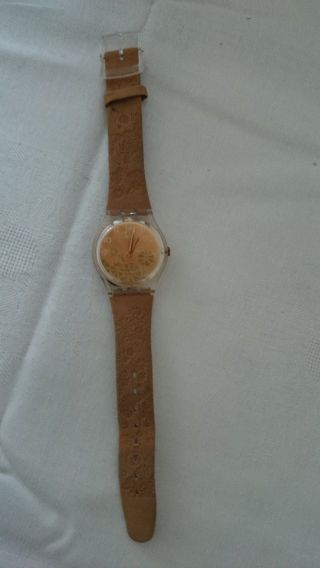 Rarität Swatch Uhr Braunes Lederarmband Mit Blumen Prägung Bild