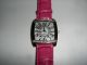 Avon Damen Armband Uhr Quarz Kunstleder Schick Sportlich Elegant Pink Strass Armbanduhren Bild 2