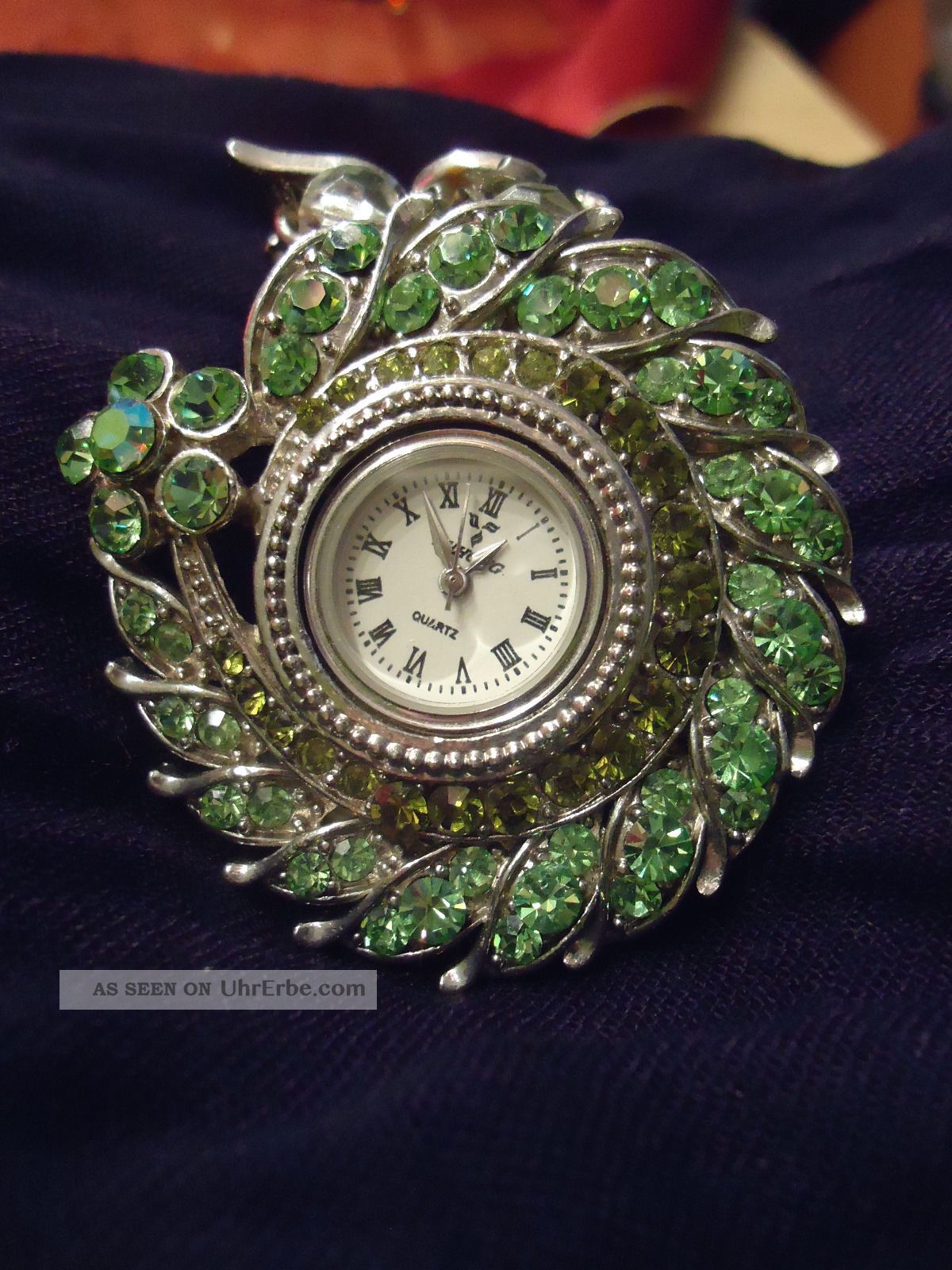 Wunderschöne Swarovski Uhr Armbanduhren Bild