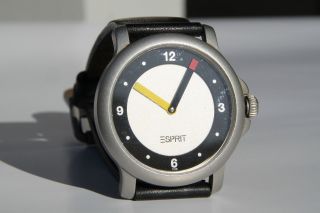 Esprit Schicke Armbanduhr Im Klassischem Esprit Design Retro Schwarzes Leder Top Bild
