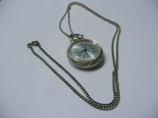 1 Silberne Herren Taschen - Uhr Mit Kette Von 69 Cm Länge Bild