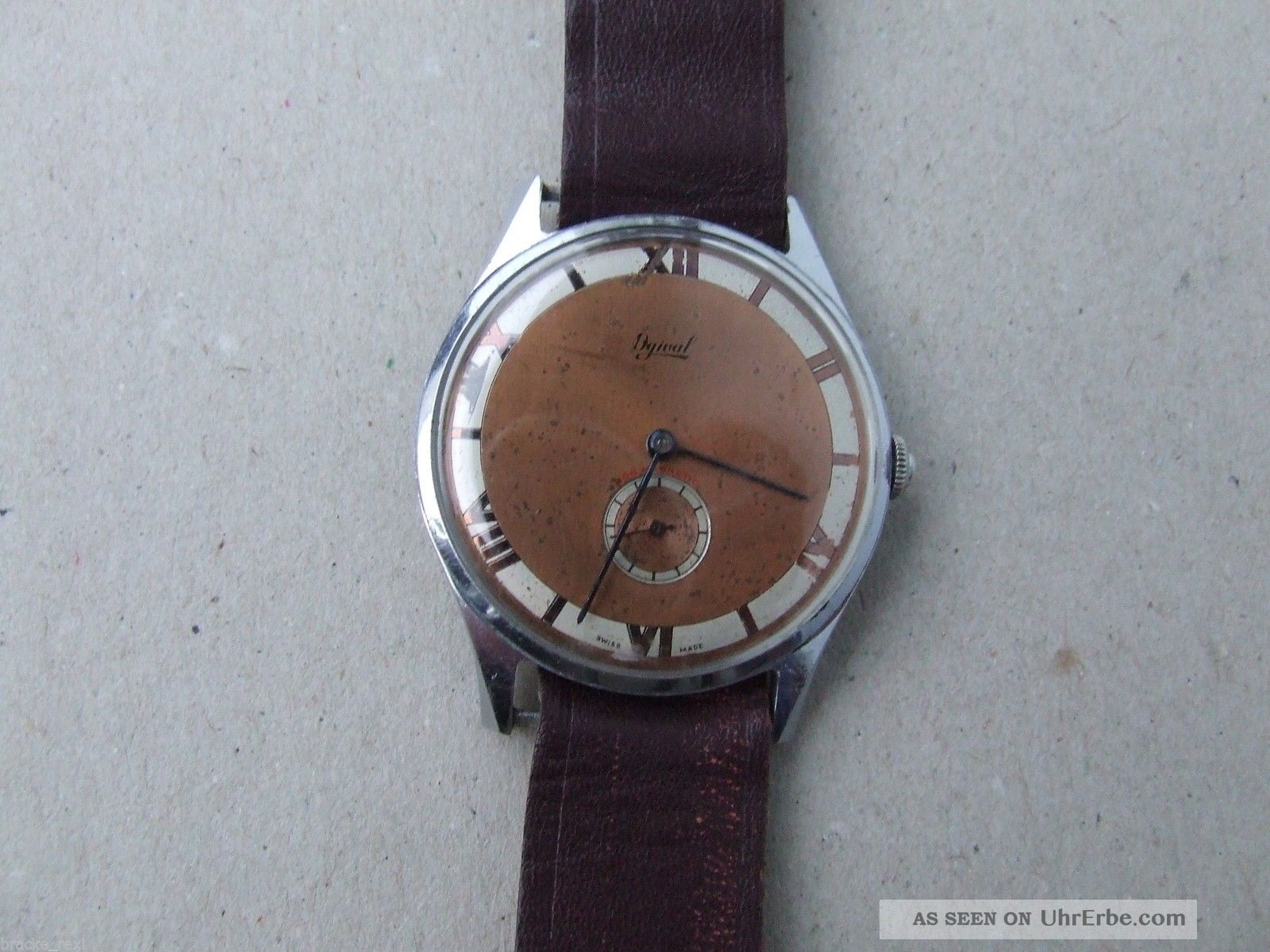 Ogival - Große Armbanduhr - Handaufzug - Swiss Made - 40iger O.  50iger? Armbanduhren Bild