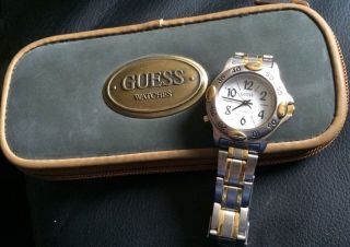 Unisex Armbanduhr Guess Inc.  1995 Indiglo Bicolor Drehbare Lünette Mit Edel Etui Bild