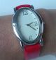 Klassisch Elegante Silberfarbige Damen Quartzuhr  Rotes Kunstleder Armband Armbanduhren Bild 2