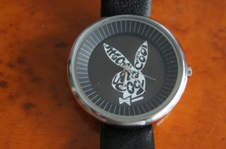 Playboy Damen Uhr In Schwarz Bild