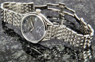 Kienzle 1822 Damenuhr Quartz Edelstahl Uhr Mit Metall Armband Datum V83092342580 Bild