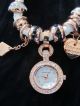 Excellanc Bettelarmband Uhr Charms Strass Rot - Gold Optik Lederband Weiss Armbanduhren Bild 2