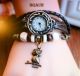 Armbanduhr Rund Modisch Damen Vintage Retro Quartz Analog Eule Anhänger Armbanduhren Bild 3