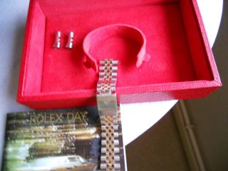 Rolex Uhrenbox Rot M.  Gebrauchsspruen Und Uhrband (ohne Uhr) Bild