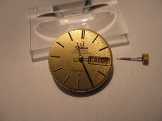 Armbanduhrwerk Omega Costellation Chronometer Automatik Zentralsekunde Tag Datum Bild