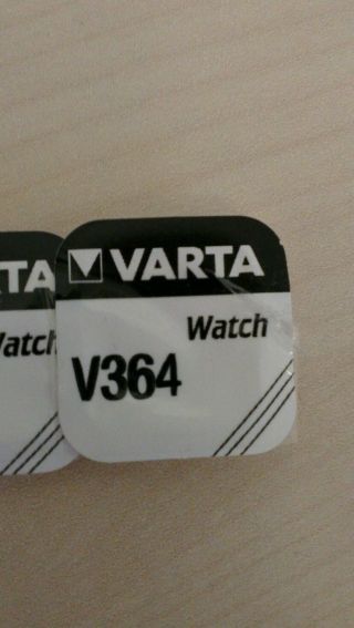 1x Orig.  Varta V364 Qualitäts - Uhren Batterie Armani Ar0180 Ar0181 Ar0185 Ar0186 Bild