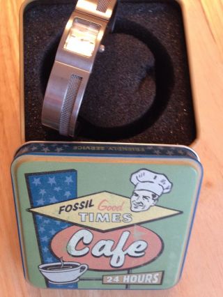 Schicke Fossil Armbanduhr Für Damen Bild