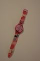Swatch Armbanduhr Mit Individuellem Rosa - Pink Stylischem Armband Armbanduhren Bild 5