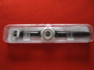 Swatch Automatik Uhr Gyrotempus Model Nr.  Svdk1002 In Schwarz Und Bild
