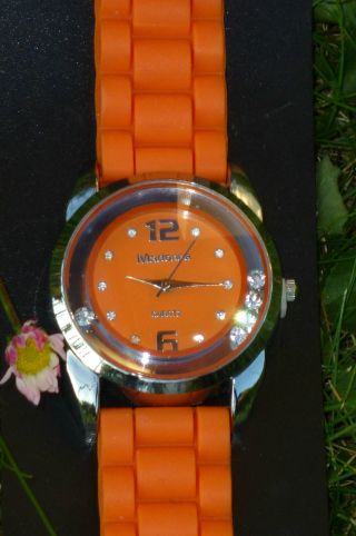 Hübsche Damen Armbanduhr Mit Strass,  Orange,  Silikon,  Madonna Und Ovp Bild