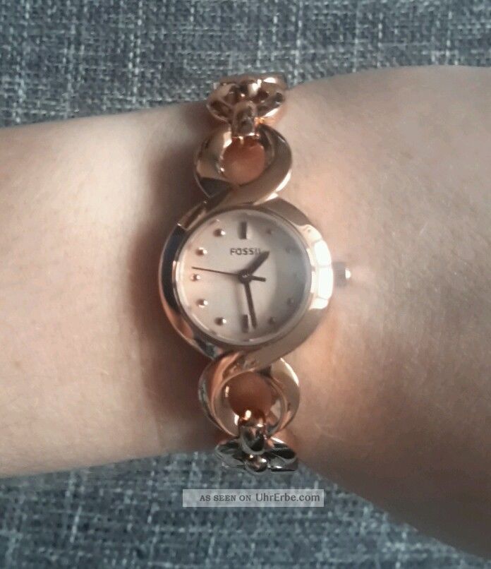 Rosegoldene Uhr Von Fossil - Armbanduhren Bild