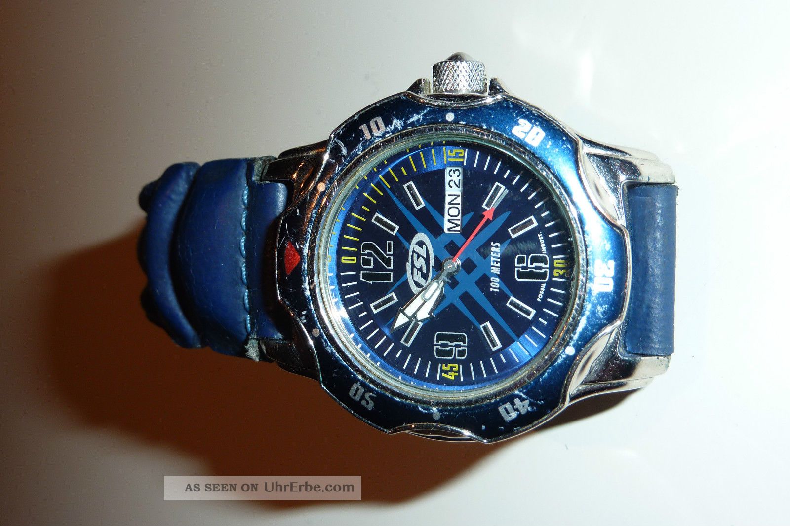 Fossil Armbanduhr,  Blau Mit Lederarmband - Anschauen Armbanduhren Bild