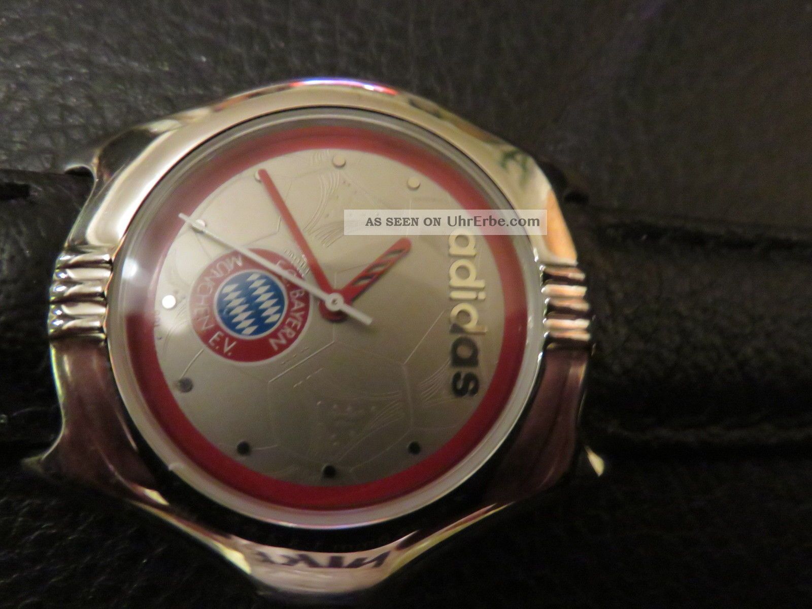 Herrenuhr Armbanduhr Fc.  Bayern Adidas Lederarmband Fan Deutscher Meister Armbanduhren Bild
