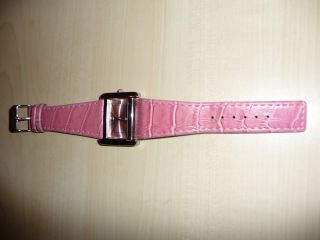 Damen Uhr Von Quarz In Pink Bild