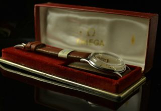 Men ' S Omega Cal.  600 Watch With Omega Red Box 35 Mm Bild