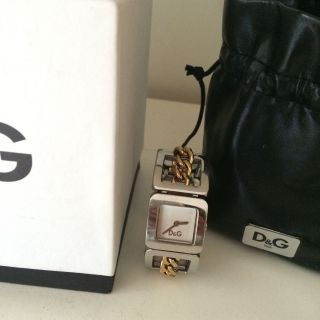 Dolce & Gabbana D&g Damenuhr Silber Und Gold Bild