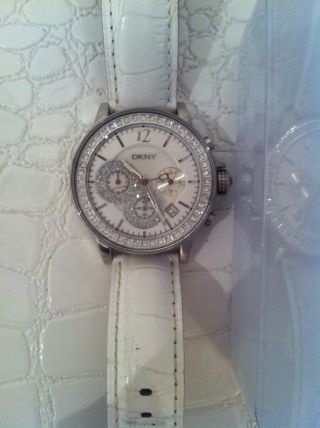 Dkny Damenuhr Uhr Weiss Lederarmband Bild
