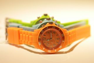 Oozoo Armbanduhr Silikon C4836 C4834 C4835 Neon Orange,  Hellblau,  Neon Grün Bild