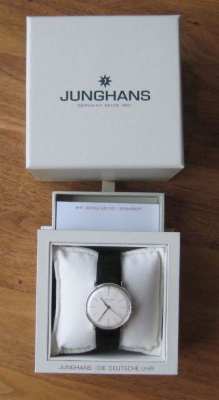 Junghans Max Bill 027/3700.  00 Armbanduhr Mit Handaufzug Bild