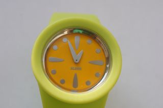 Alessi Armbanduhr Damenuhr - Design Uhr Calumet Bild