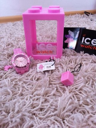 Ice Watch Ice - Solid Armbanduhr Für Unisex Rosa Bild