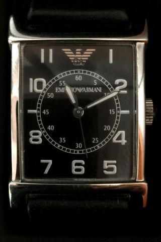 Armani Armbanduhr,  25 Mm Breit,  Mit Schwarzem Lederarmband Und Box Bild