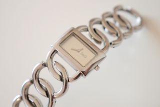 D&g Armbanduhr Silber / Trendy Bild